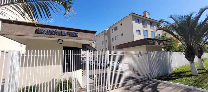 Apartamento com Sacada – Para Venda